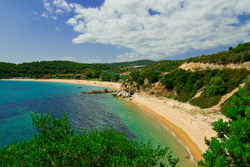 Παραλία Αρετές πηγη visit-halkidiki.gr
