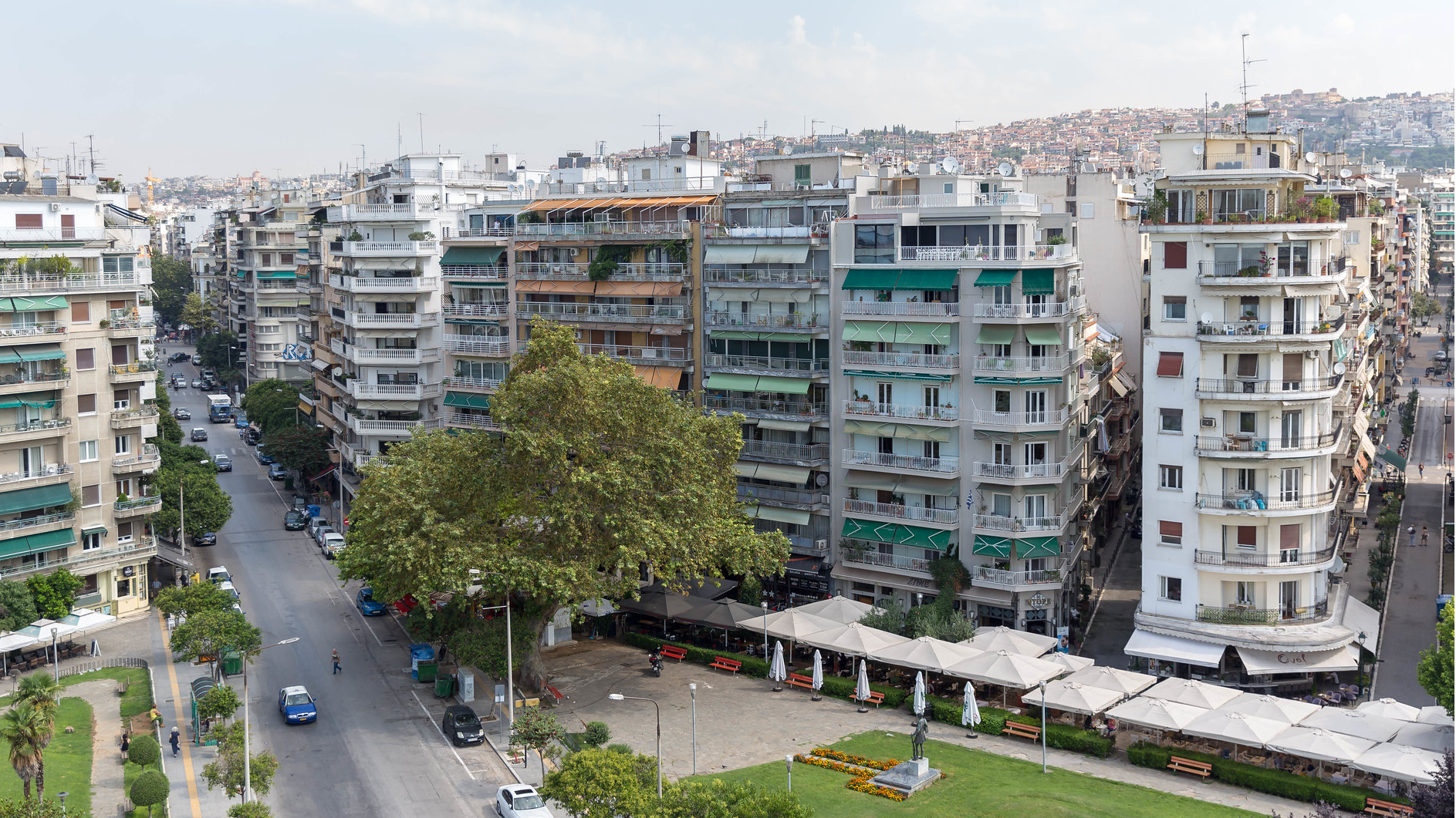 Τμήμα του αστικού ιστού της Θεσσαλονίκης από την κορυφή του Λευκού Πύργου
