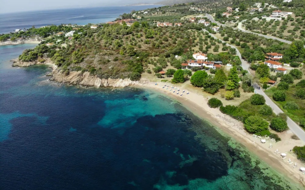 Παραλία-Μικρή-Ελια-Πηγή-mikrieliabeach.gr 