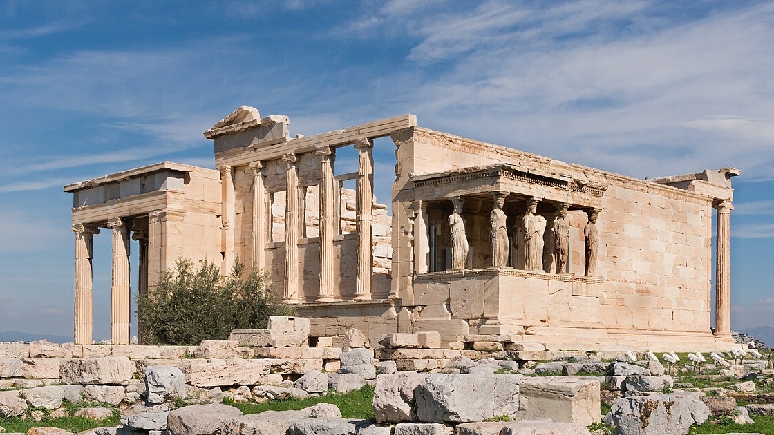 Το Ερεχθείο, ο ναός της Ακρόπολης αφιερωμένος στον Ποσειδώνα και την Αθηνά 