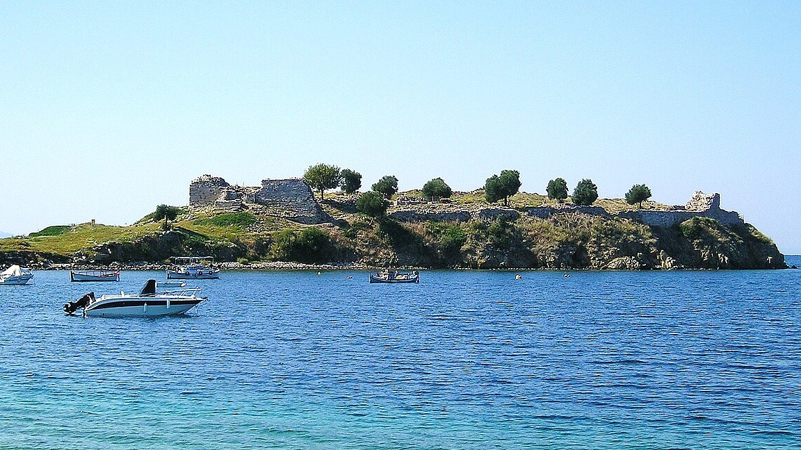 Tα αρχαία ερείπια της Τορώνης στη νοτιοδυτική Σιθωνία