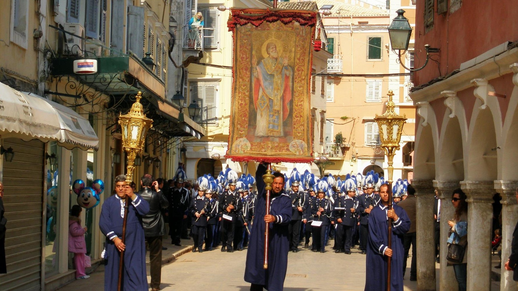Η Πομπή του Καθολικού επιταφίου στην Κέρκυρα