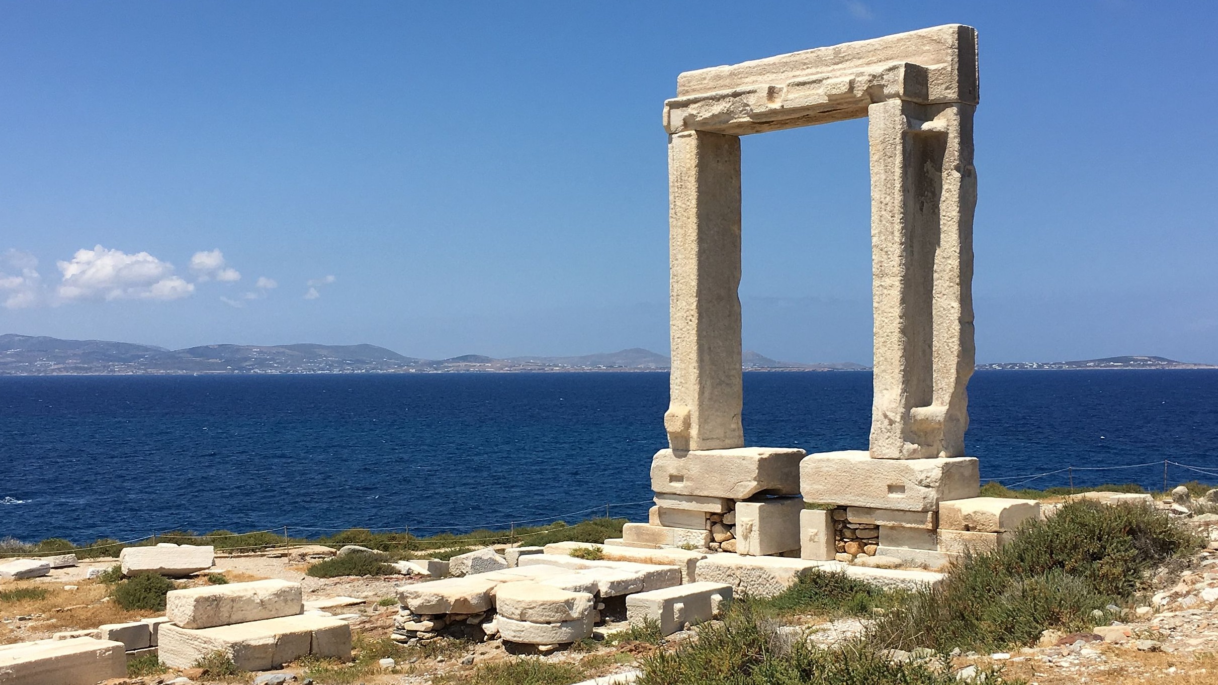 Το μνημείο Πορτάρα Νάξος