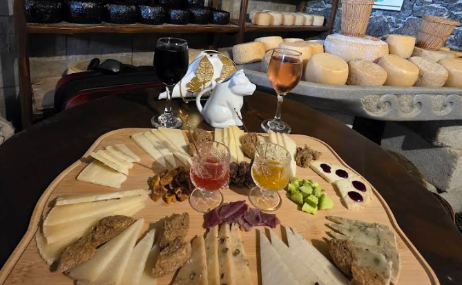 Τοπικά προϊόντα μαγαζί Κουφόπουλος Ναξος