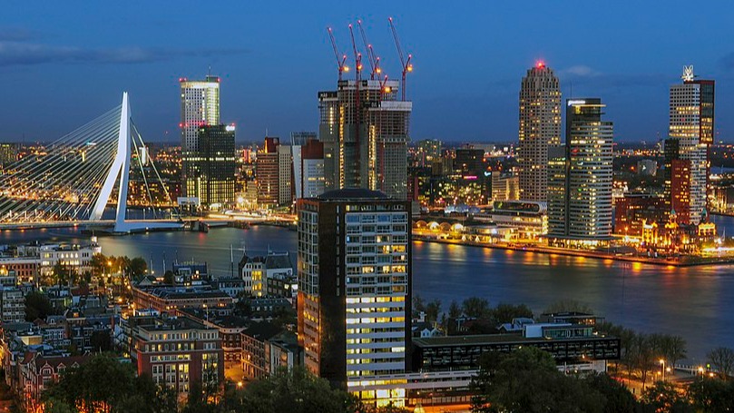 Η θέα από τον Πύργο Ευρομαστ σε όλη την πόλη του Ρότερνταμ