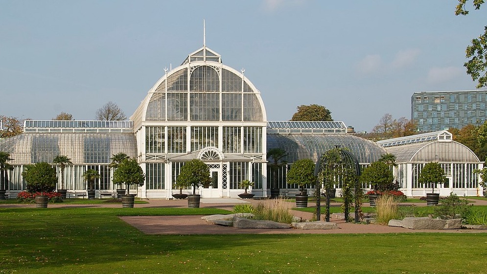 Το θερμοκήπιο με τους φοίνικες στην στο πάρκο της κηπουρικής εταιρείας του Γκέτεμποργκ