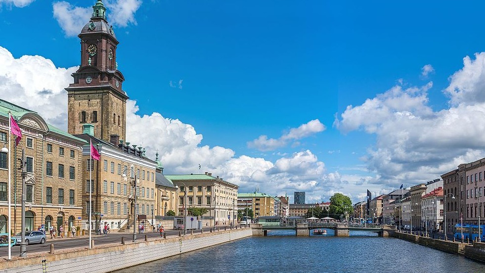 Το κανάλι Γέτα και αριστερά το Μουσείο της πόλης του Γκέτεμποργκ