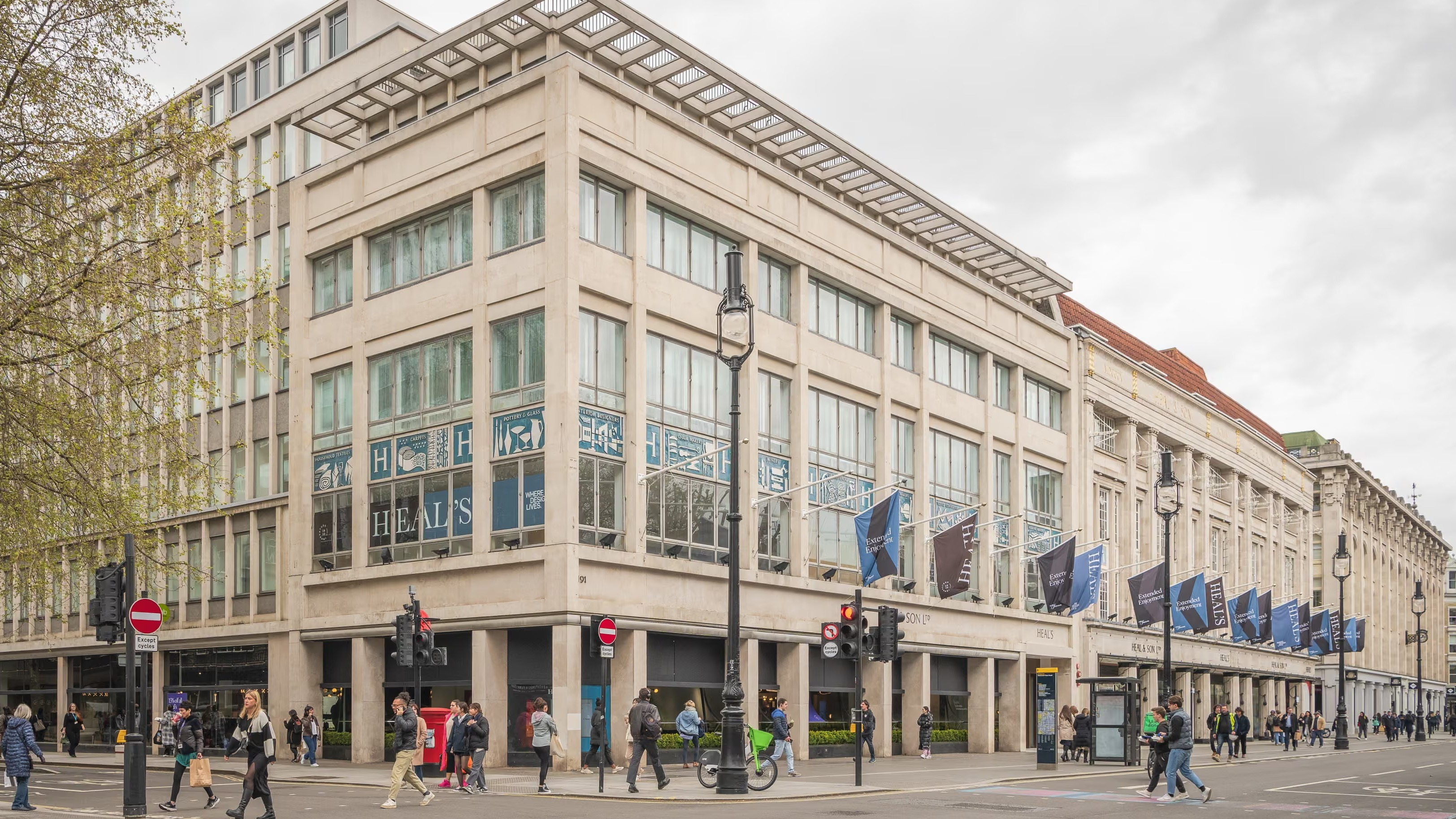 Το κατάστημα επίπλων Heal's στο Λονδίνο