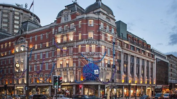 Το πολυκατάστημα Χάρβευ Νίκολς (Harvey Nichols) στο Λονδίνο