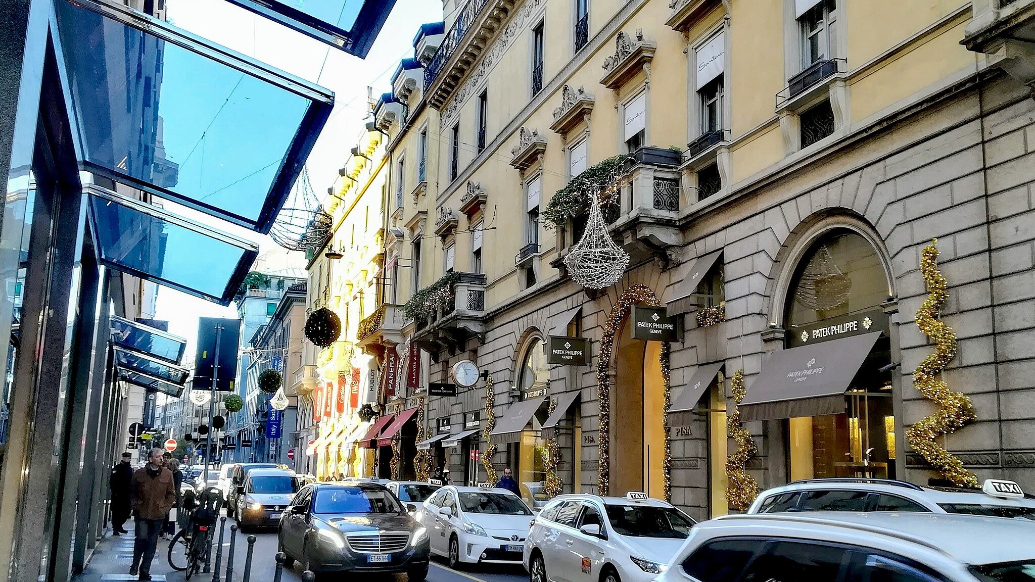 Η οδός Via Monte Napoleone στο Μιλάνο ψηφίστηκε ο πιο ακριβός δρόμος στον κοσμο το 2024
