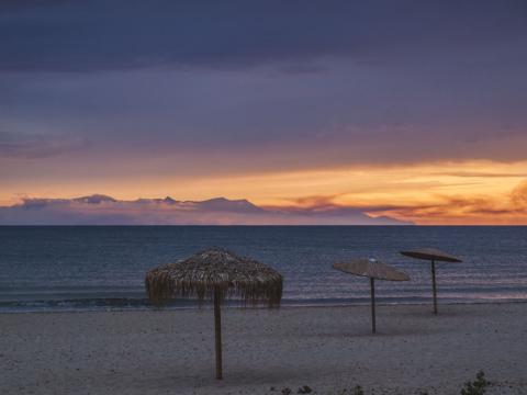 Παραλία Αρωγή, Ροδόπη