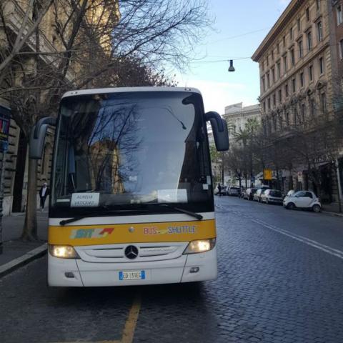 Λεωφορείο από το αεροδρόμιο Fiumicino στη Ρώμη