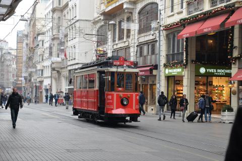 Το τραμ στην οδό Ιστικλάλ στην Κωνσταντινούπολη