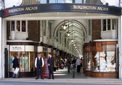 λονδινο ψωνια Burlington Arcade Piccadilly λονδινο αξιοθεατα