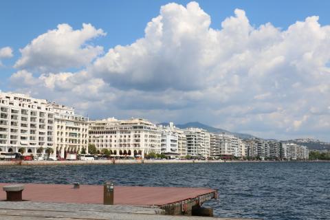 Η παραλία στο υψος της Αριστοτέλους, όπως φαίνεται από την Πρώτη Προβλήτα του λιμανιού θεσσαλονικη αξιοθεατα