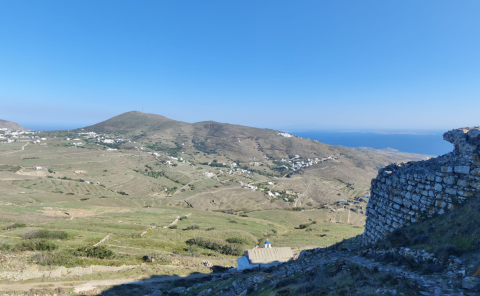 Η θέα από τα ερείπια του κάστρου του Εξωμβούργου