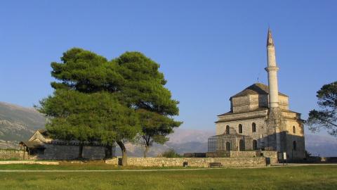 Το Φετιχέ τζαμί και ο τάφος του Αλή Πασά στην Ακρόπολη (Ιτσ Καλέ) στα γιαννενα αξιοθεατα