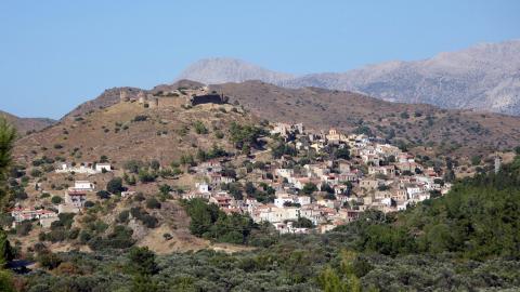 Πανοραμική φωτογραφία του χωριού Βολισσός στη βορειοδυτική Χίο