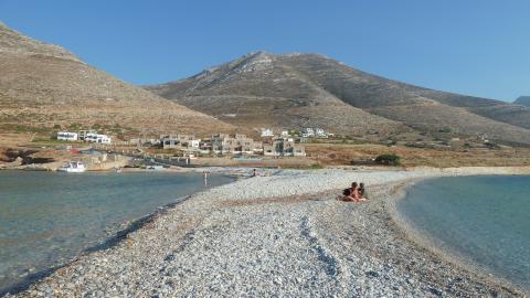 Η γλώσσα της παραλίας του Αγίου Παύλου αμοργόσ παραλίεσ