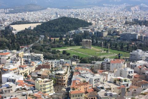 Οι Στύλοι του Ολυμπίου Διός και το Παναθηναϊκό Στάδιο την Αθήνα