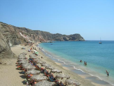 Η Παραλία Παλαιοχώρι στη Μήλο