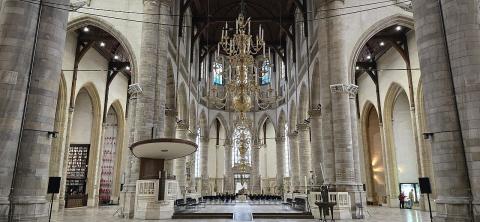 Το εσωτερικό της Μεγάλης Εκκλησίας του Αγίου Λαυρεντίου, Ρότερνταμ