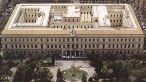 Πανεπιστήμιο του Μπάρι το κεντρικό κτήριο από ψηλά