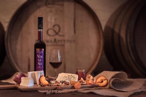 Estate Argyros Επίσκεψη σε οινοποιείο στη Σαντορίνη