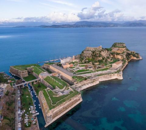 Αεροφωτογραφία από την Τάφρο και το Παλιό φρούριο της Κέρκυρας