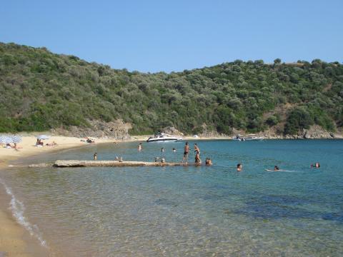 Η παραλία Καραγάτσι στην Αμμουλιανή Χαλκιδικής